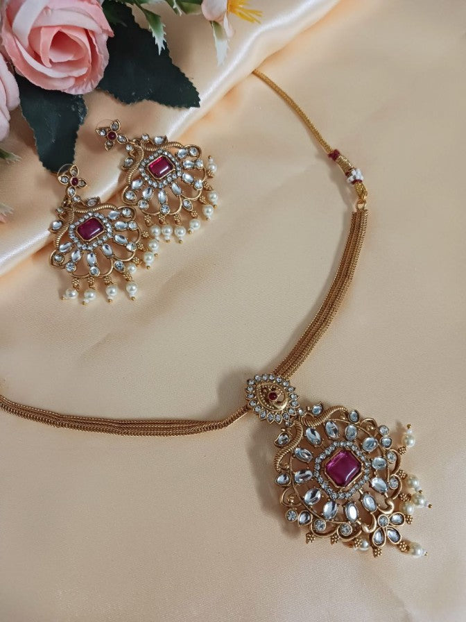 Aria Temple Necklace