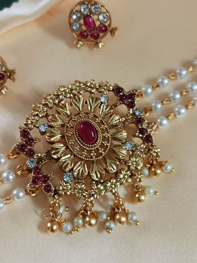 Ananya Temple Choker