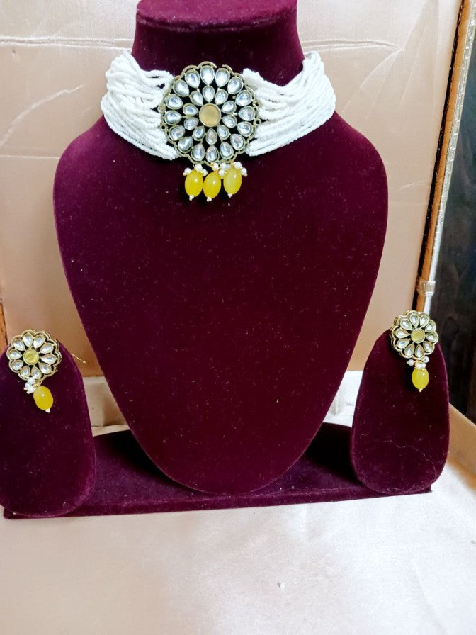 Myra Kundan Choker