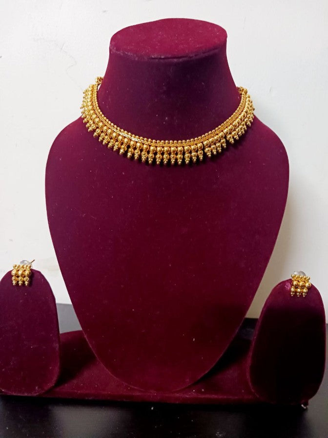 Jaya Gold Necklace