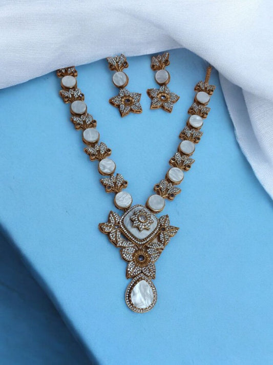 Apala Polish Premium Necklace