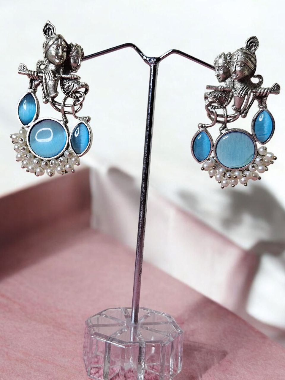 Inaaya Earrings