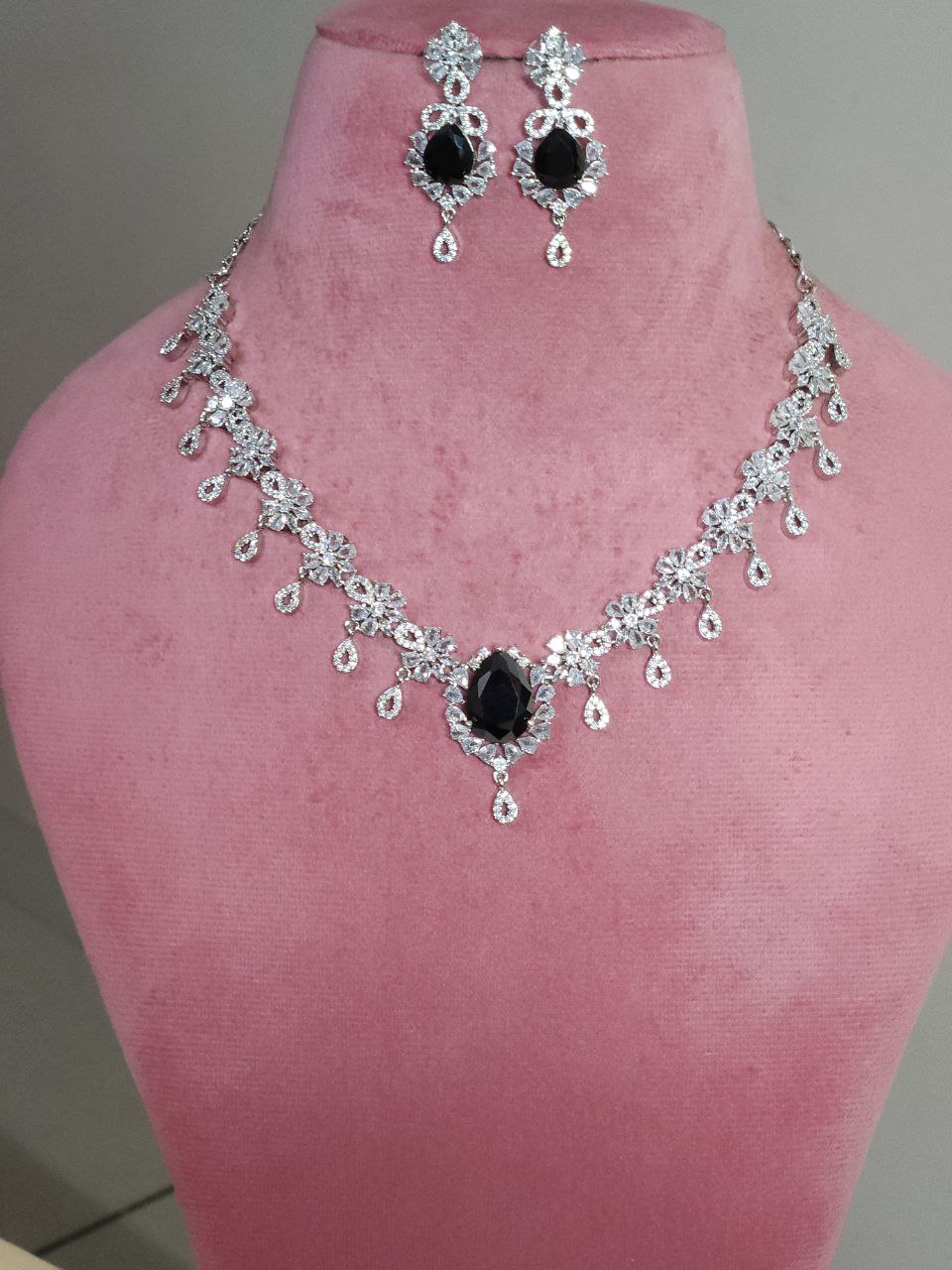 Mini Drops Black AD Necklace