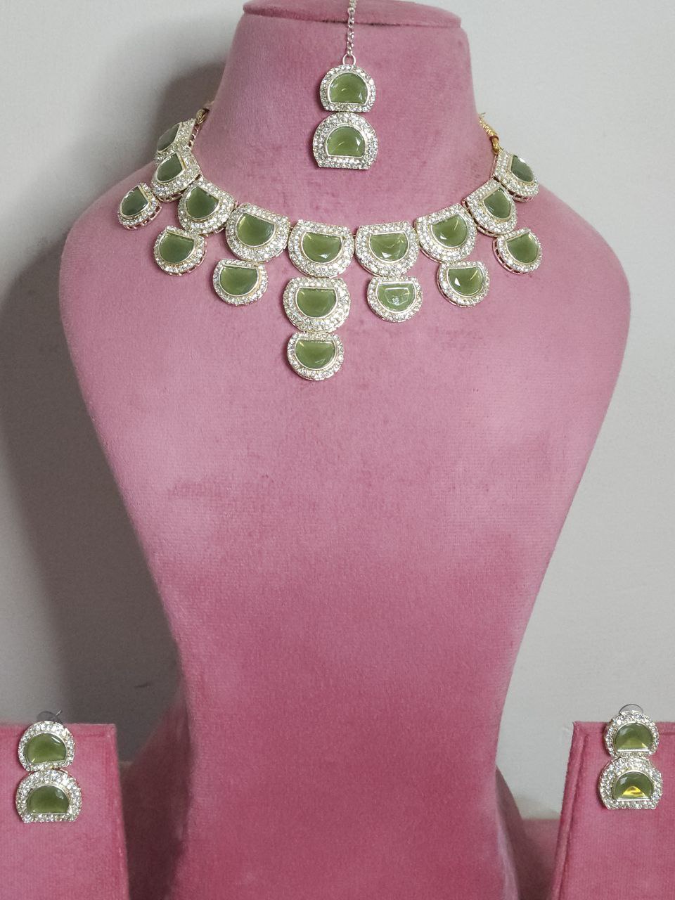 Mehendi Green Moon Big Necklace