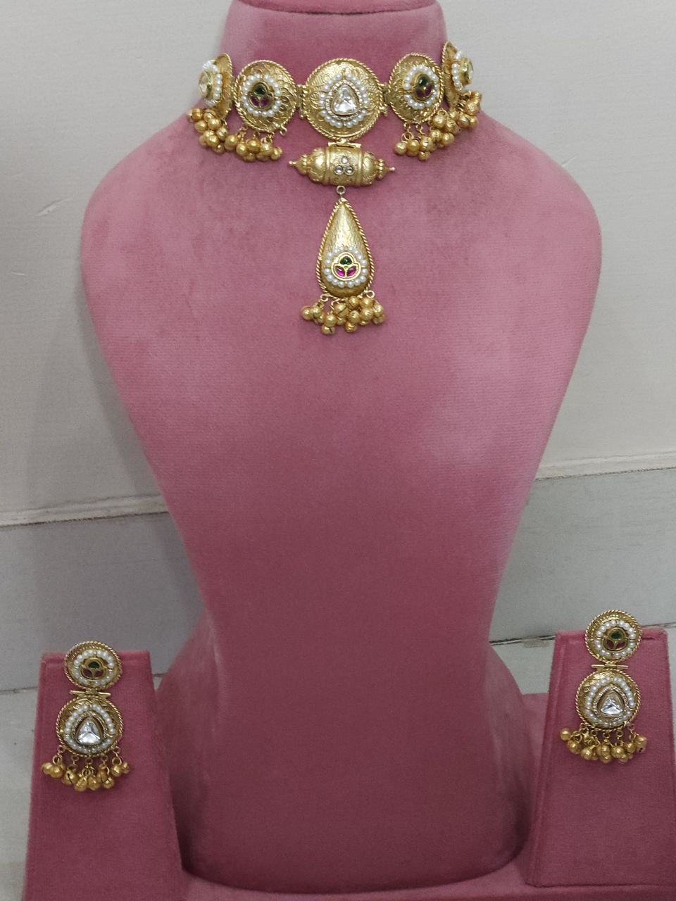 Real Pachi Kundan Celebrity Choker