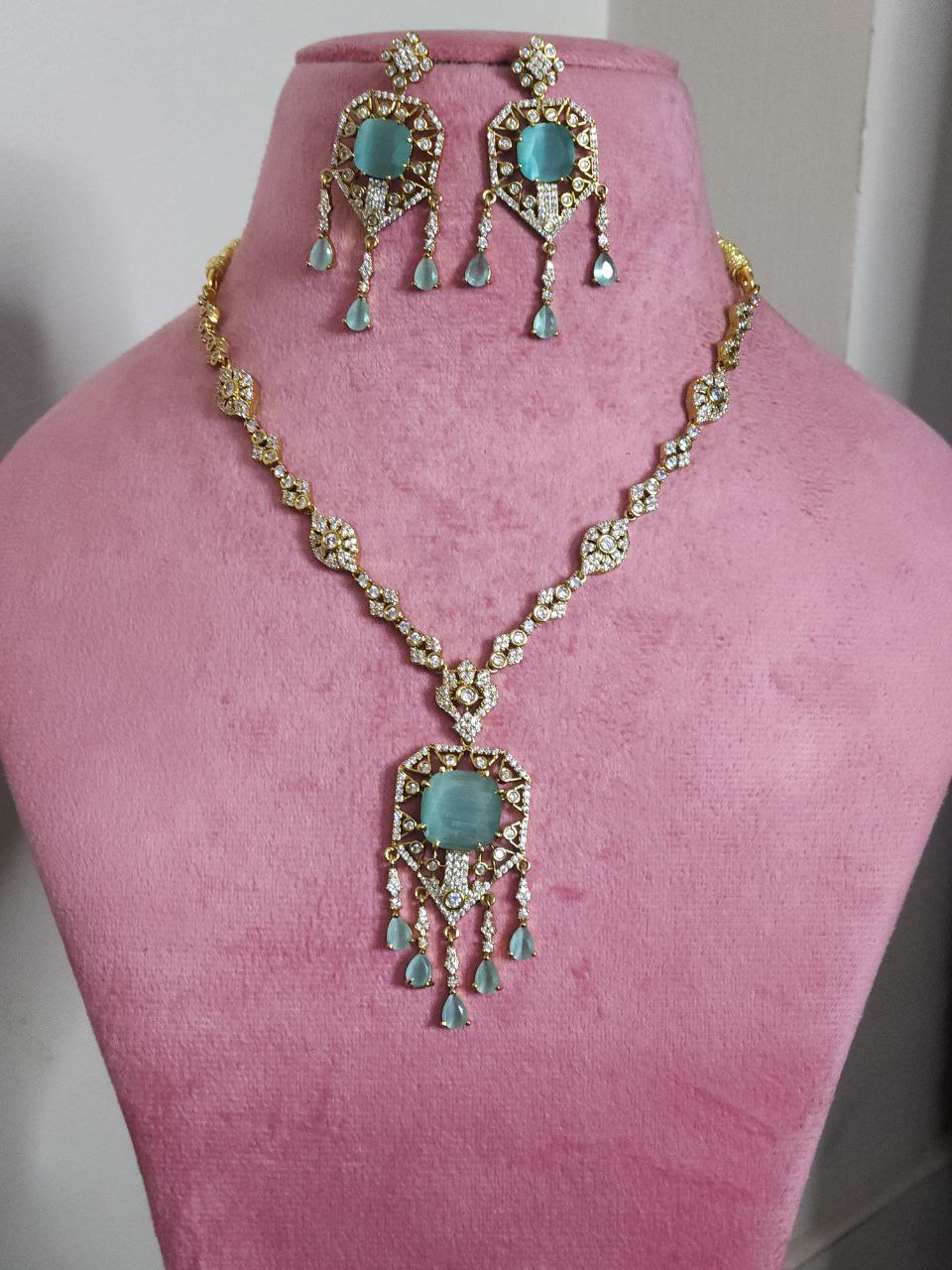 Nano AD Mint Green Necklace