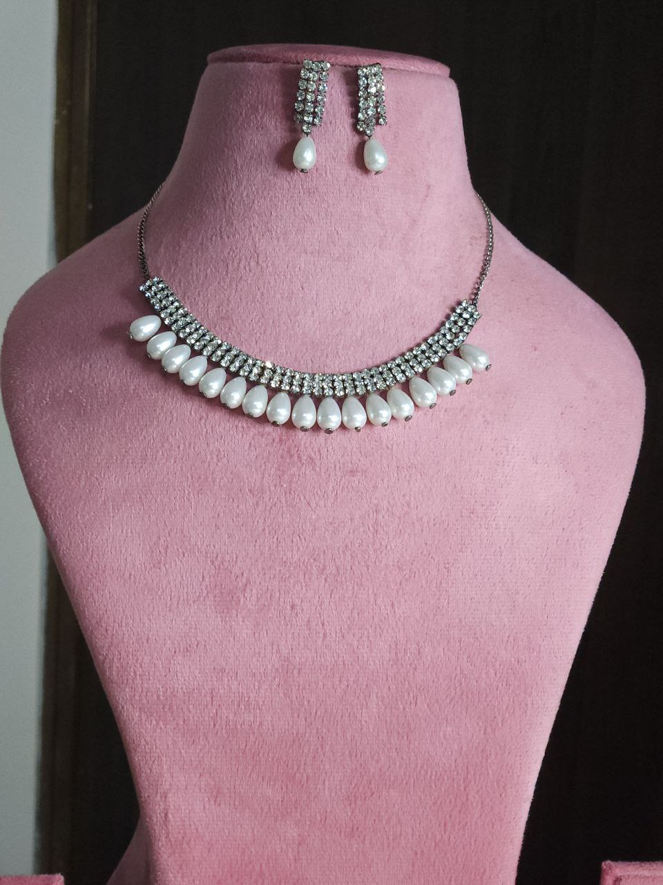 Pearl AD Silver Necklace