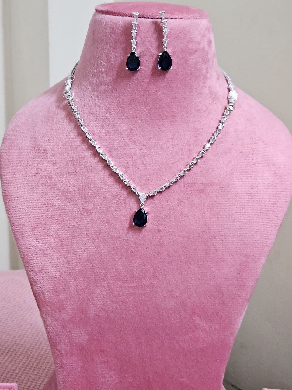 Blue Celebrity AD Set