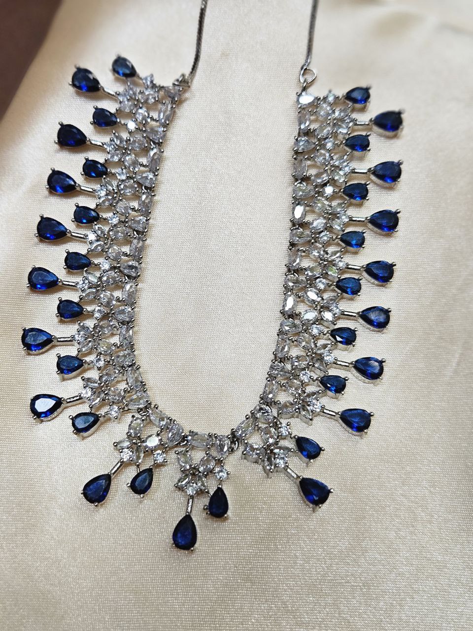 Inc Blue Drops AD Necklace