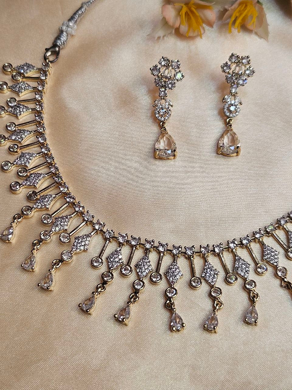 Gold Droplets AD Necklace