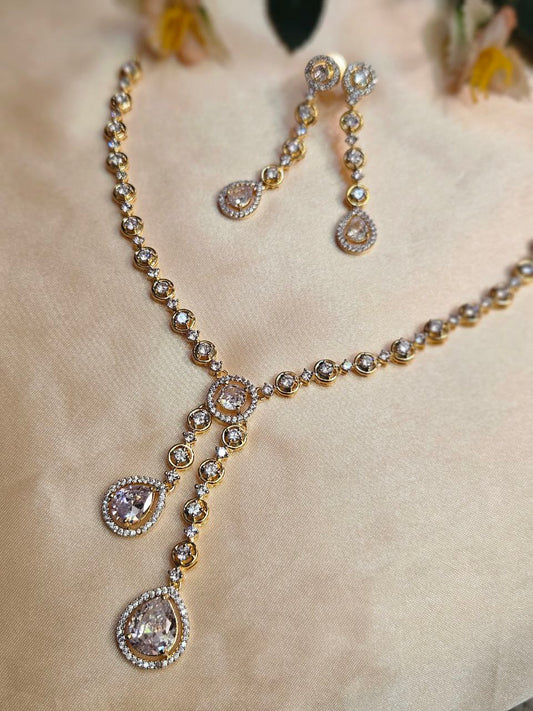 Gold Tie Look Diamond Set