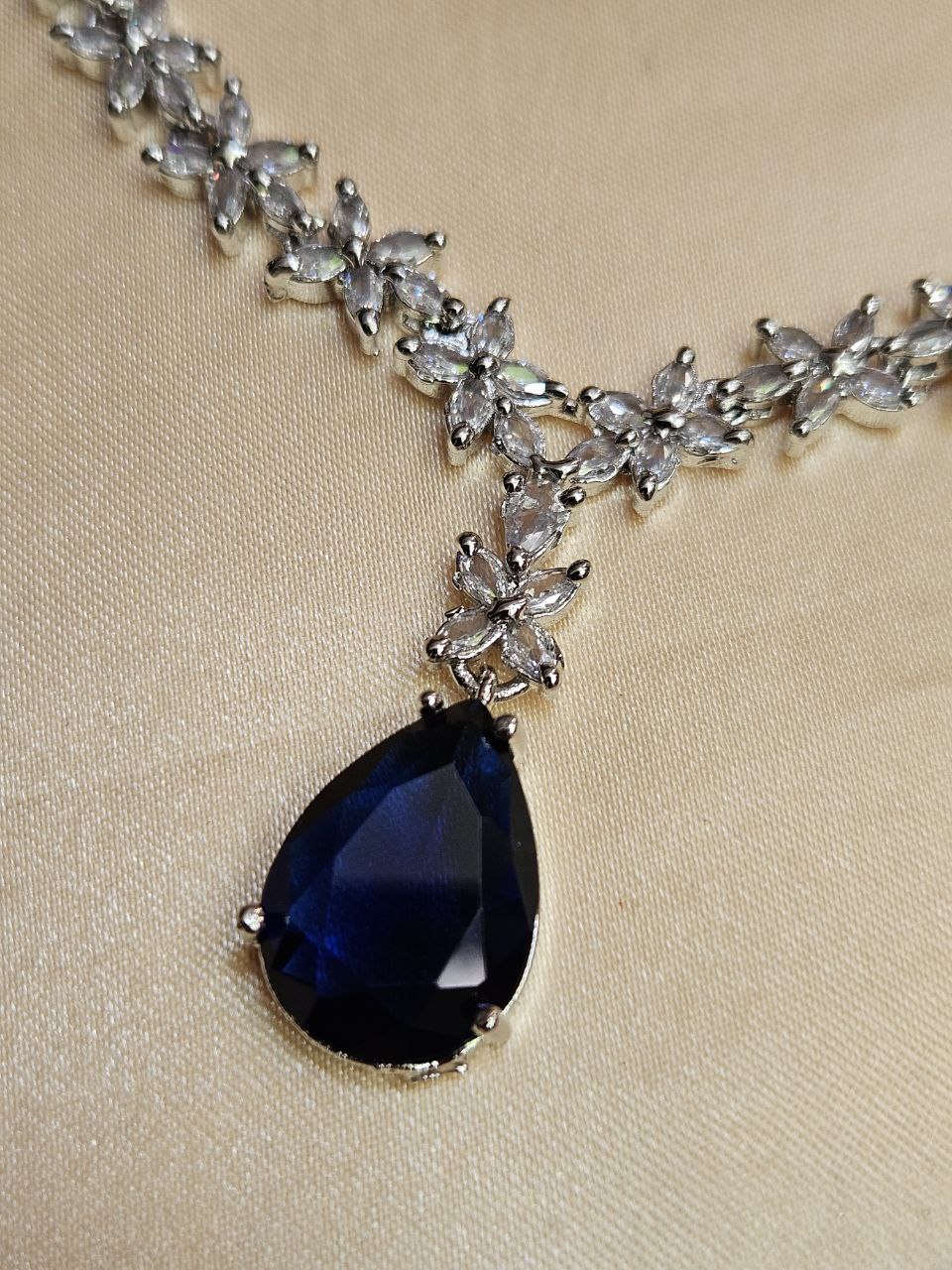 Blue Droplet Statement AD Set
