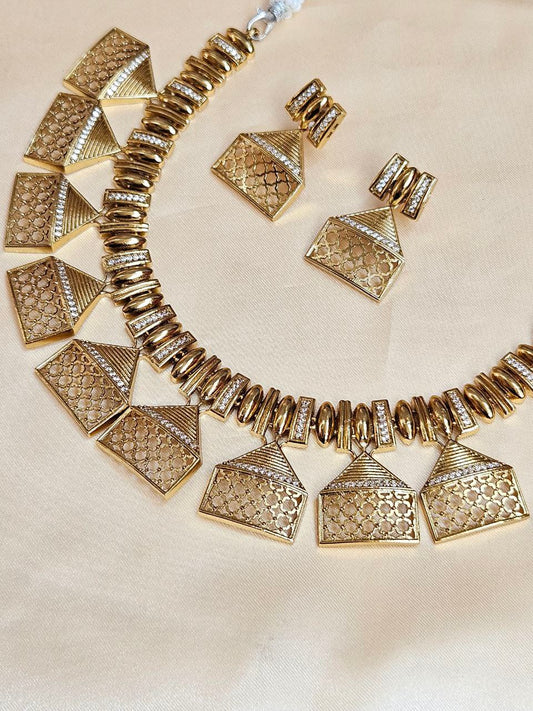 Padma Gold Lookalike Set