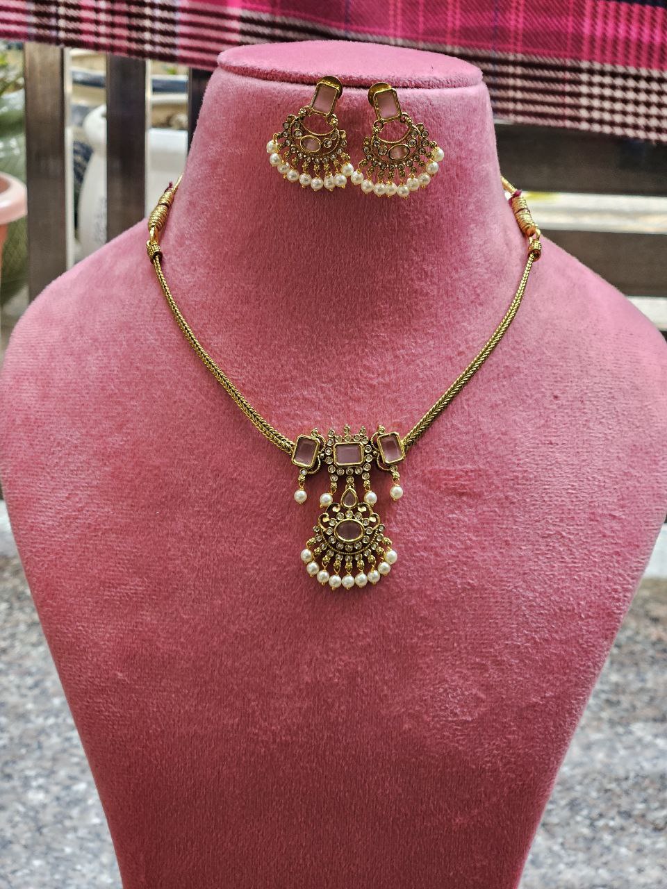 Geethinka Pink AD Set