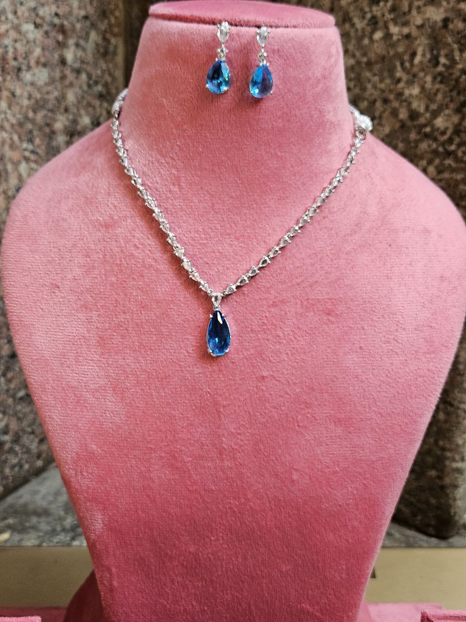 Yellow Statement AD Set