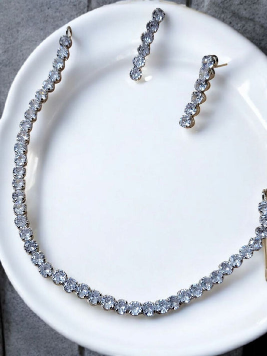 Solitaire Single Line Necklace