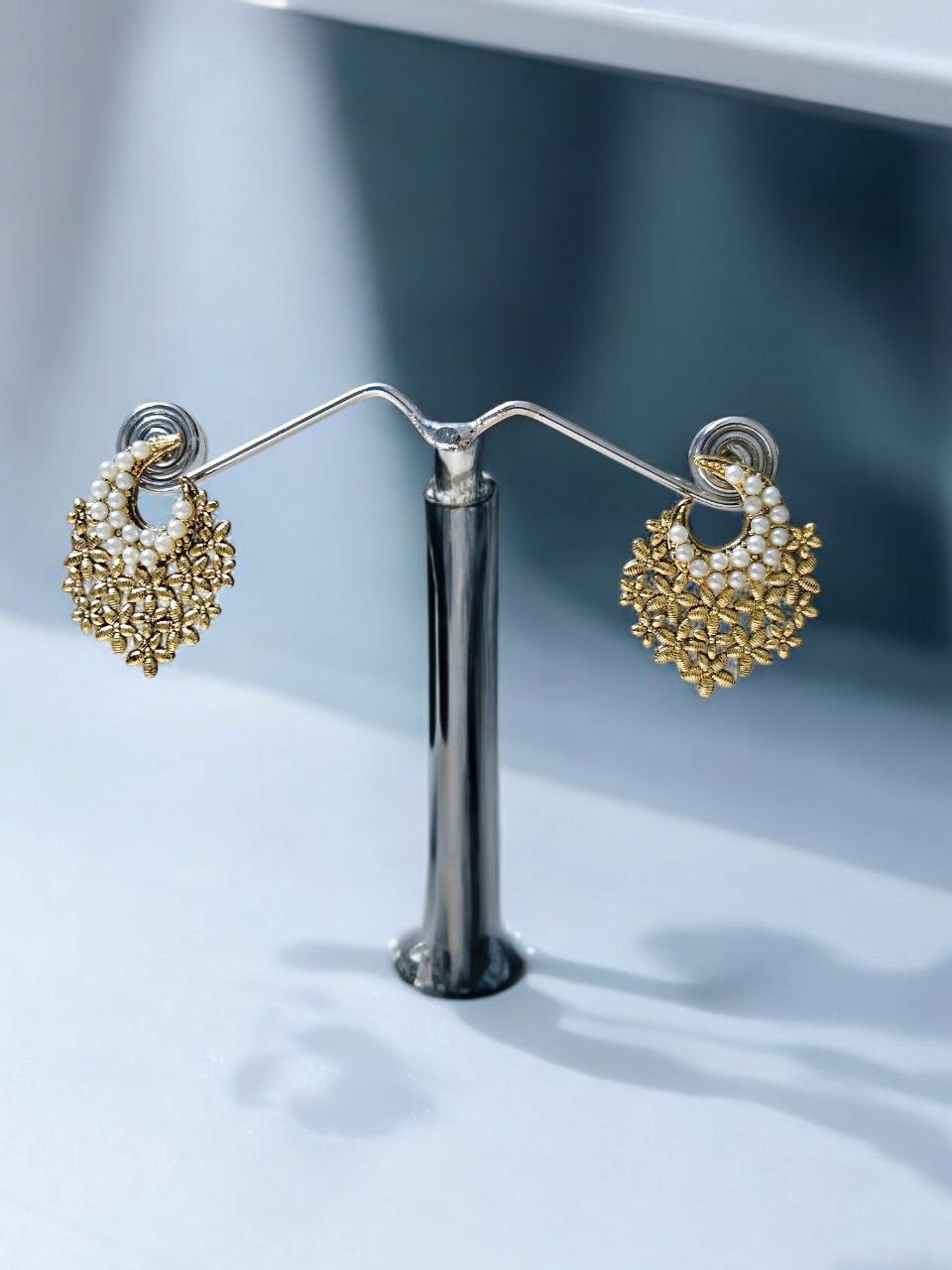 Niyati Pearl Earrings