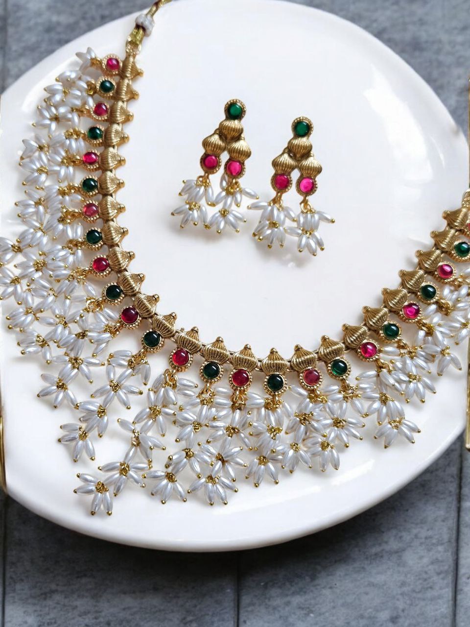 Saanvi Rice Pearl Set