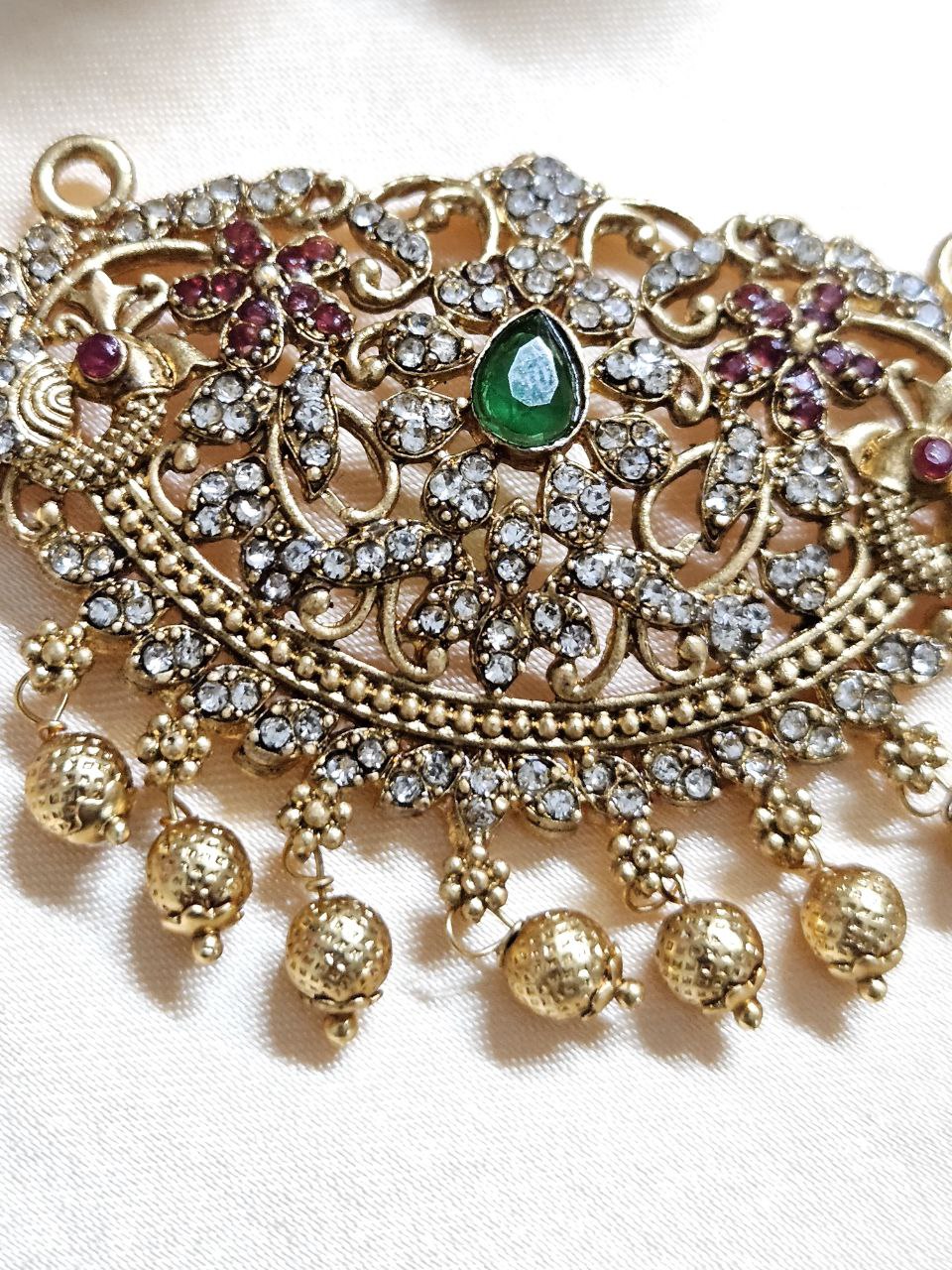 Tanvi Green Necklace