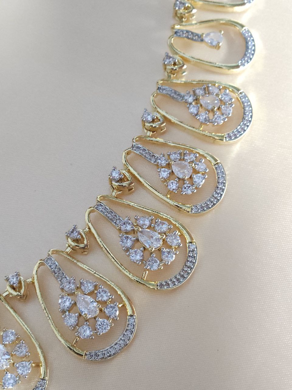Tanishq Diamond Gold Necklace