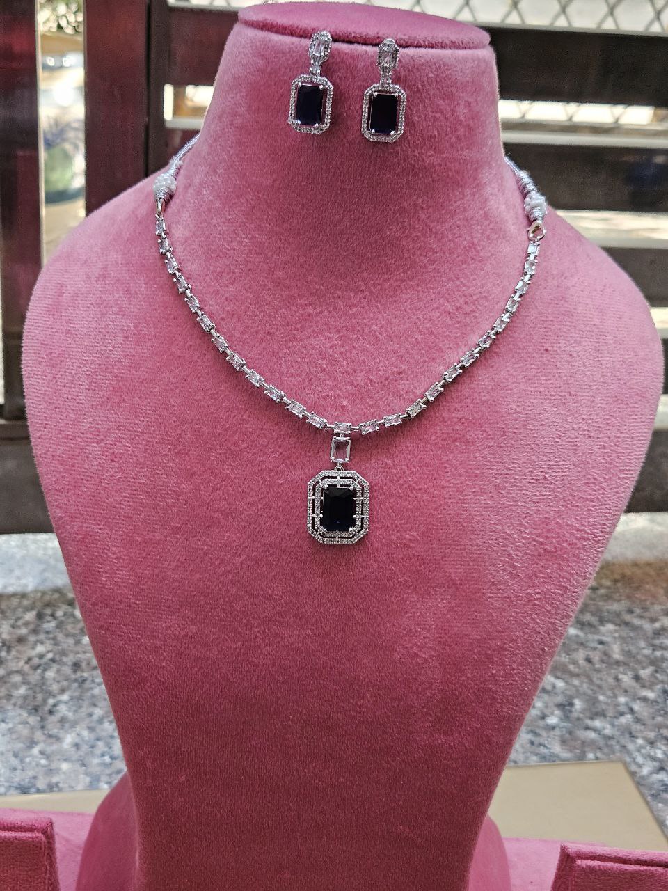 Celebrity Blue AD Set