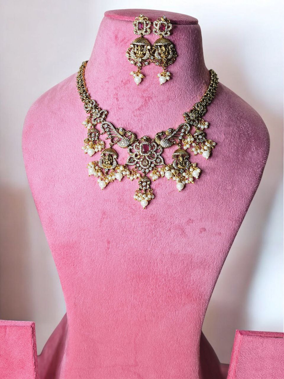 Premium Laxmi Motif Set