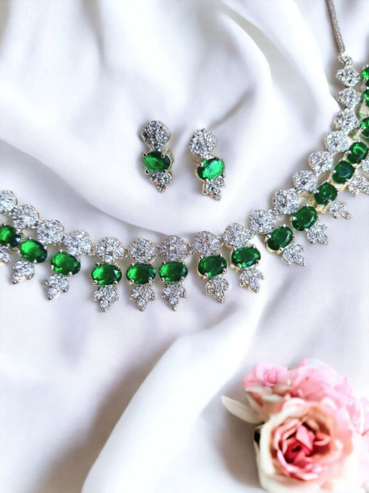 Isabella AD Necklace