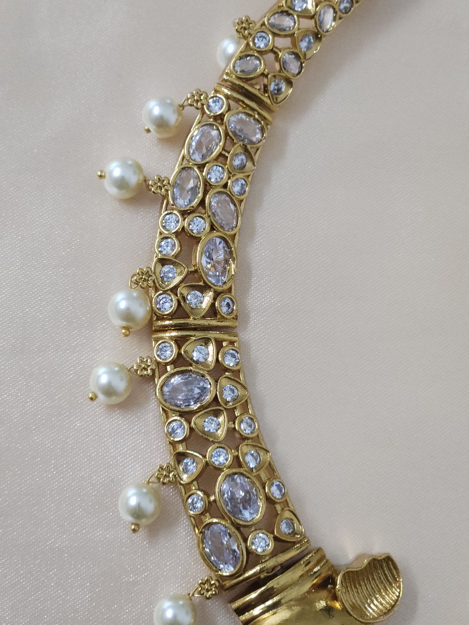 Premium Vinayak Heritage Moissanite Necklace