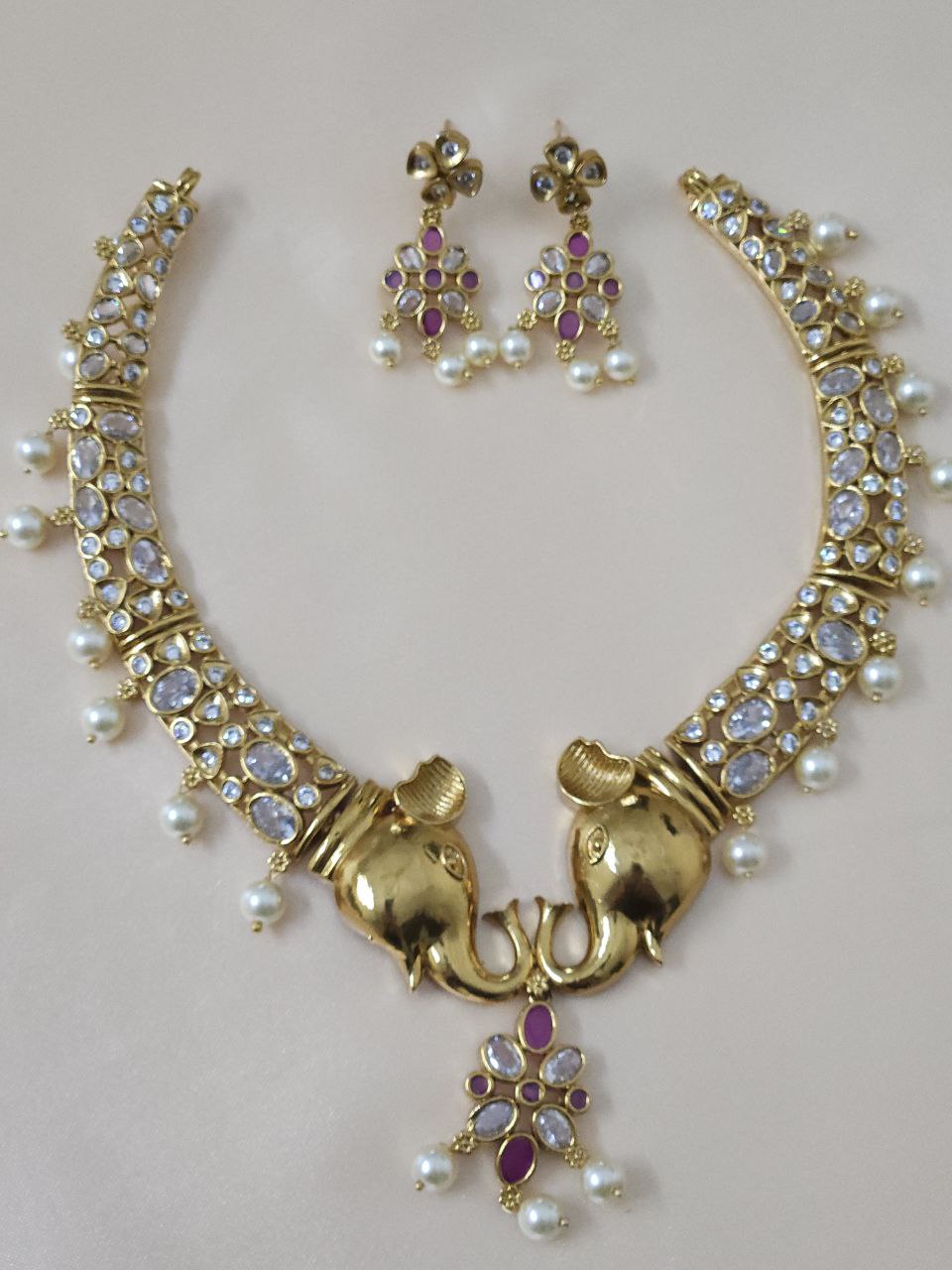 Premium Vinayak Heritage Moissanite Necklace