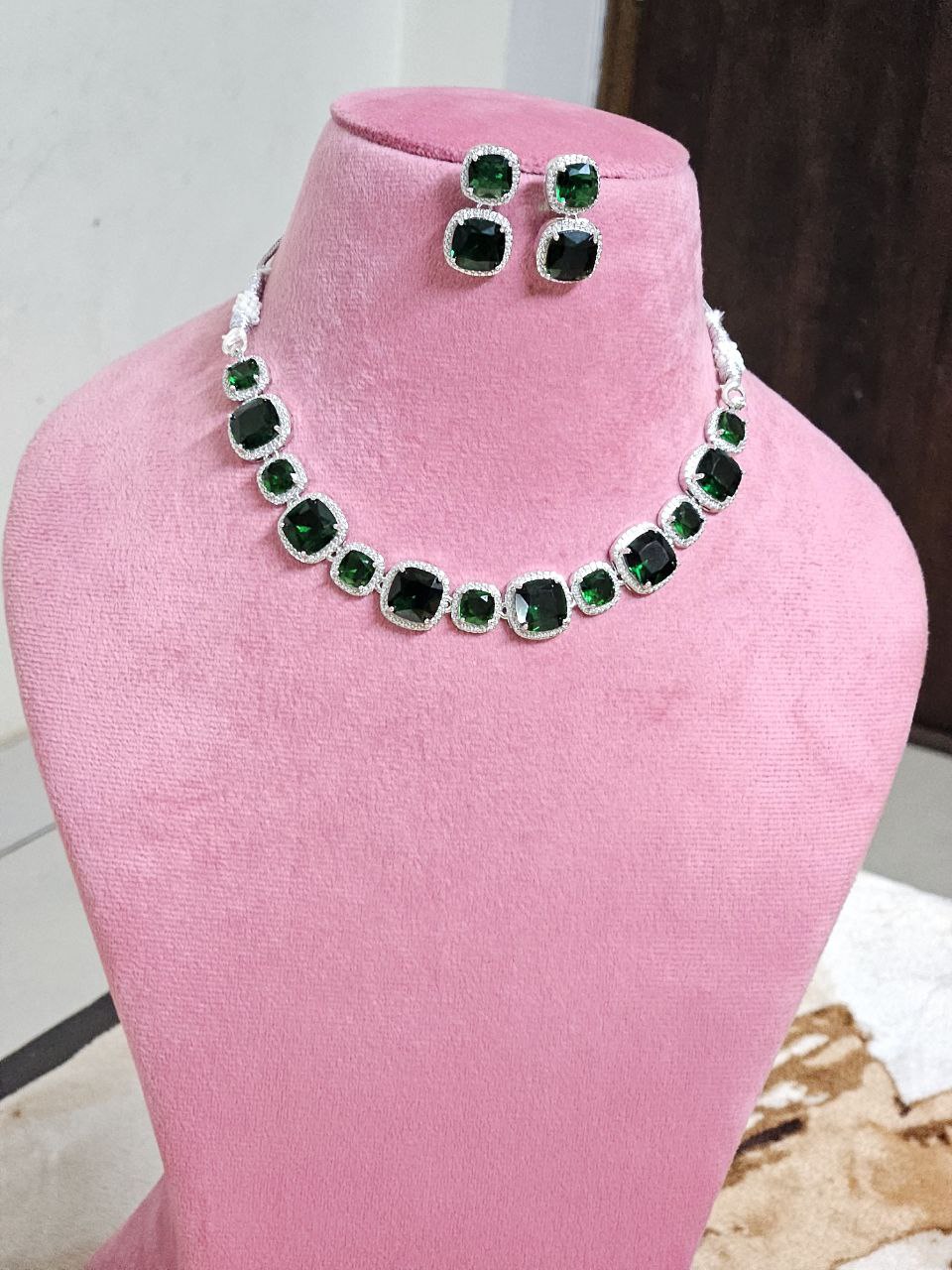 Statement Green AD Set