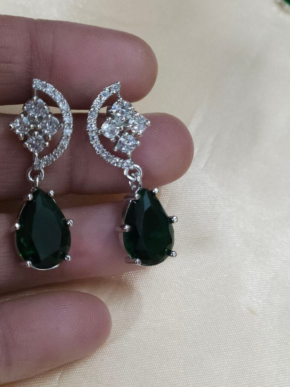 Green 2-Layer Drops AD Necklace