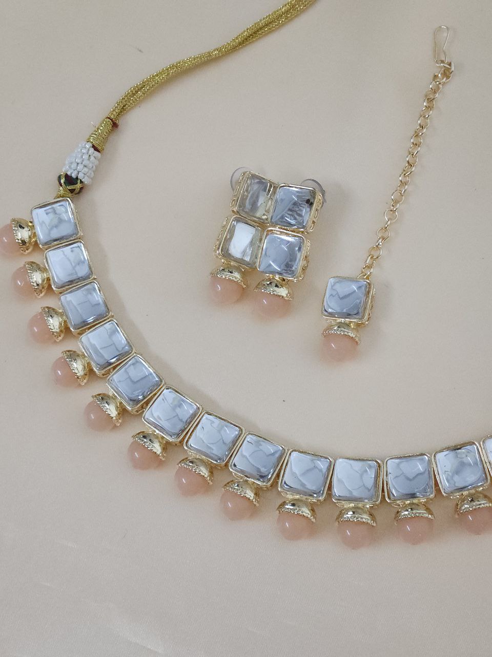 Peach Pearl Glass Choker Necklace