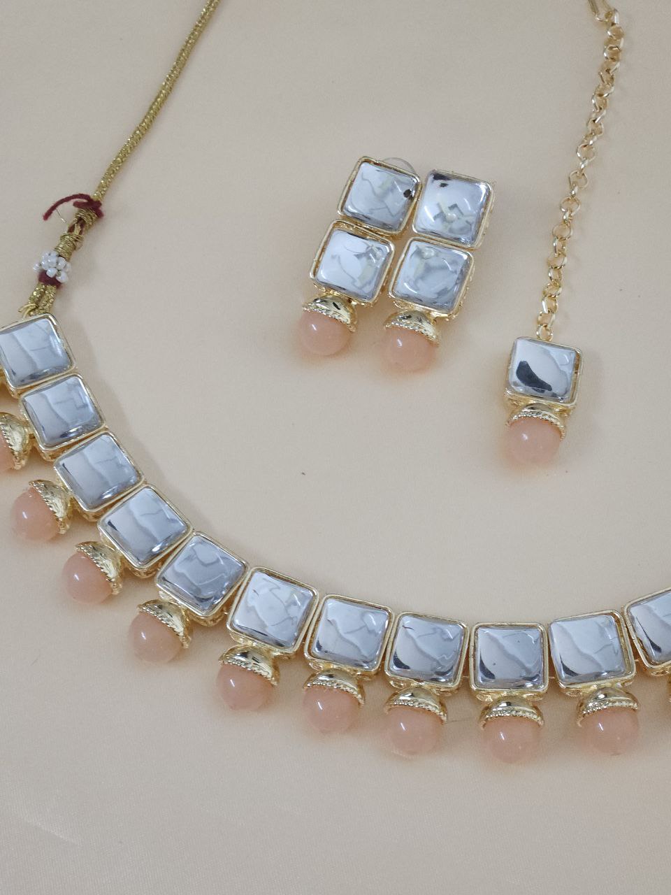Peach Pearl Glass Choker Necklace
