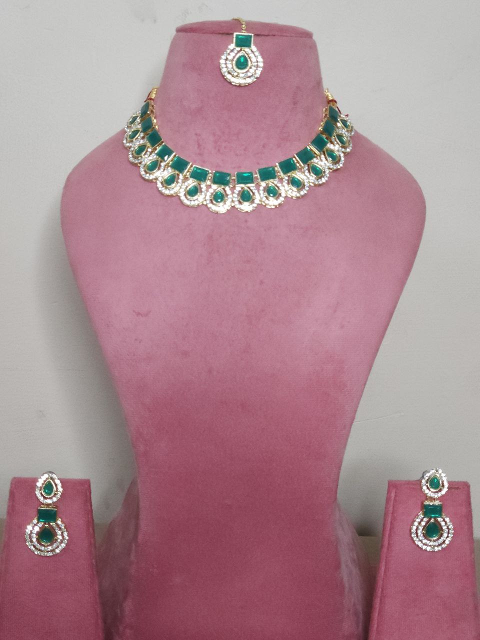 Emerald Green Stone Necklace