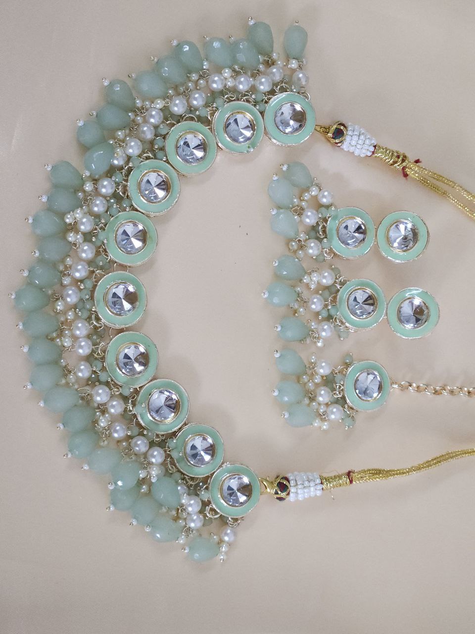 Mint Green Pearl Beads Necklace