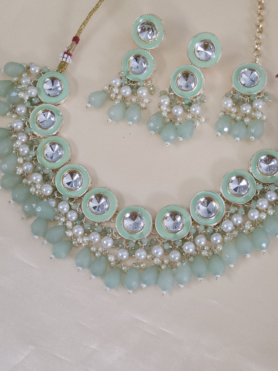 Mint Green Pearl Beads Necklace