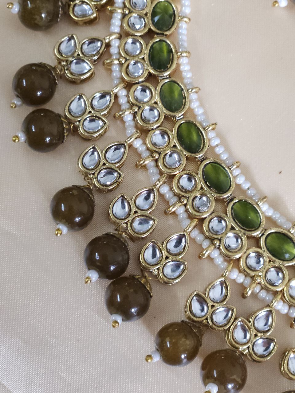 Mehendi Green Beads Kundan Necklace