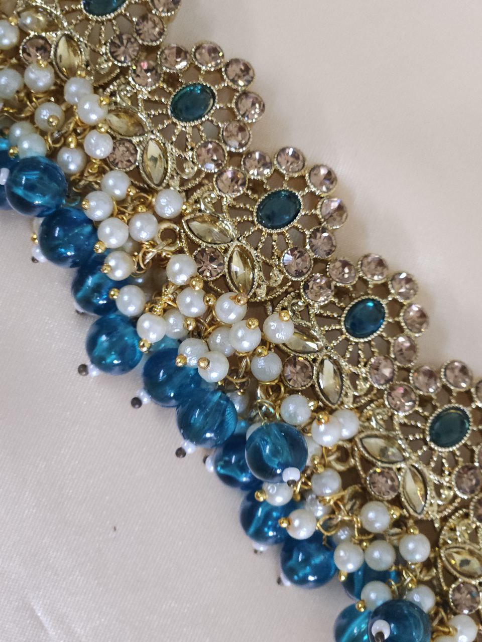 Sea Green Beads Pearl Choker Necklace