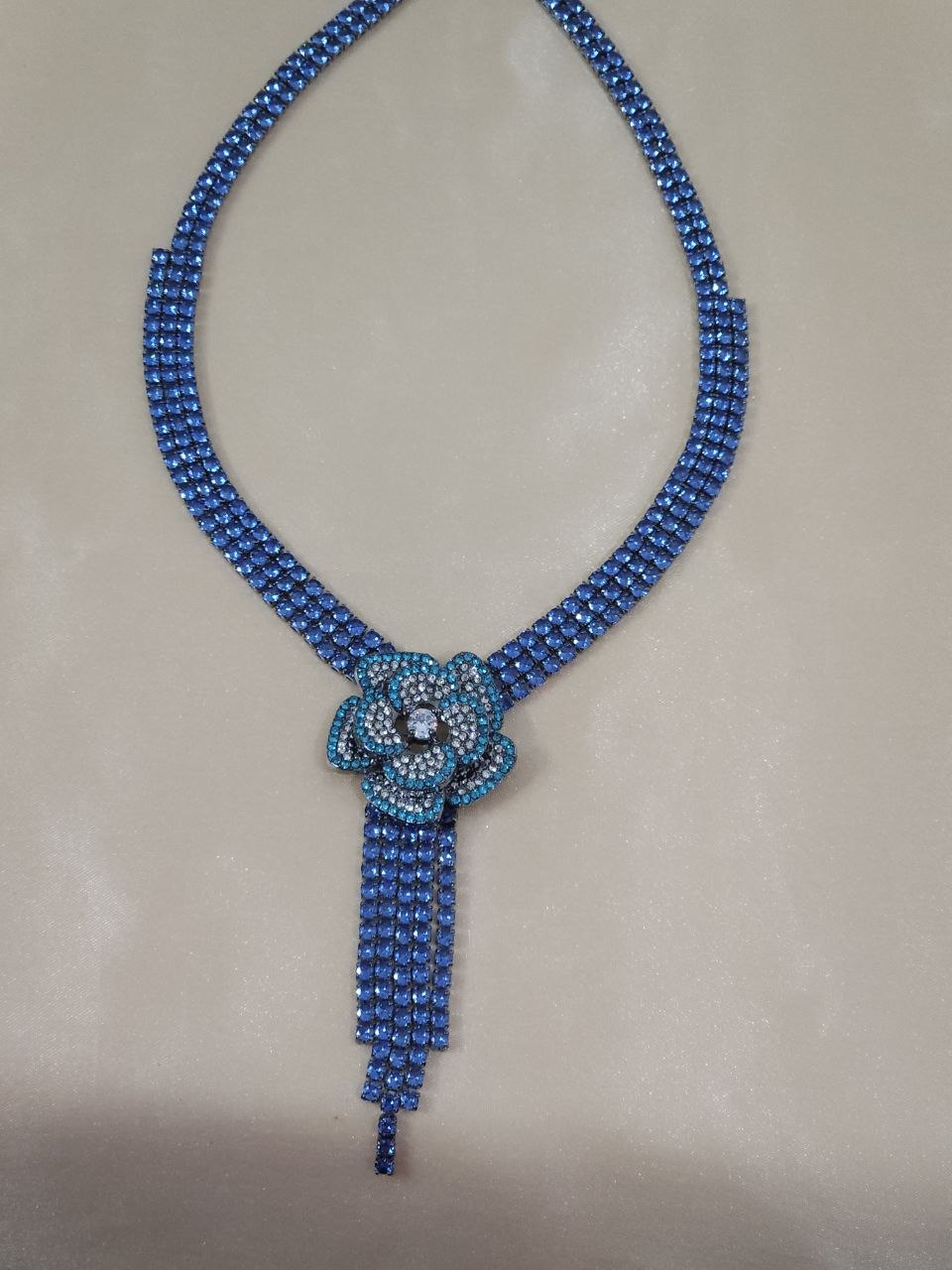 Celebrity Flower Royal Blue Luxe Y-Shape AD Necklace [Premium]