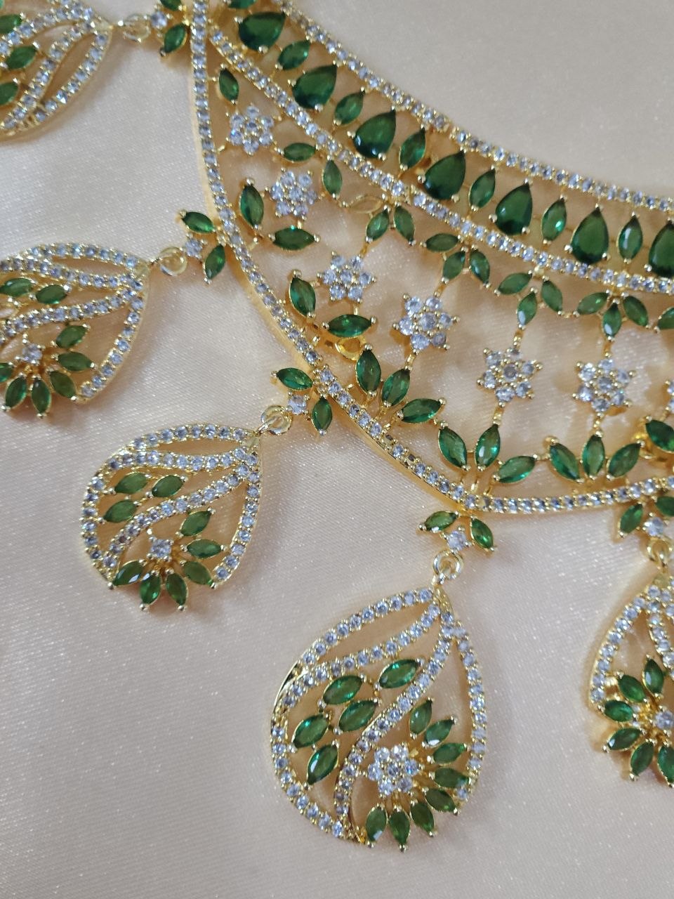 Designer Ganga-Jamuna Green Drops AD Necklace
