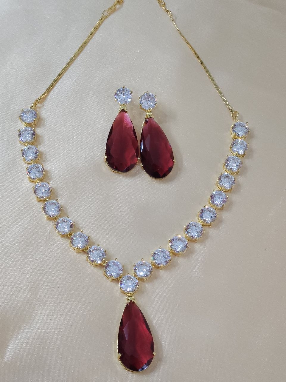 Celebrity Red Big Gold Semi-Precious Luxe AD Necklace