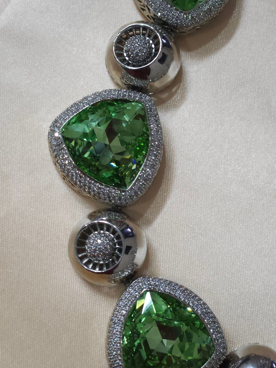 Celebrity Green Swarovski AD Necklace [Premium]