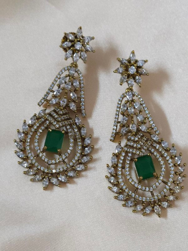 Emerald Green Victorian Bridal Temple AD Necklace