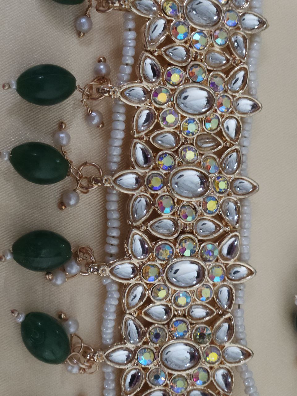 Green Glitter AD Choker Necklace
