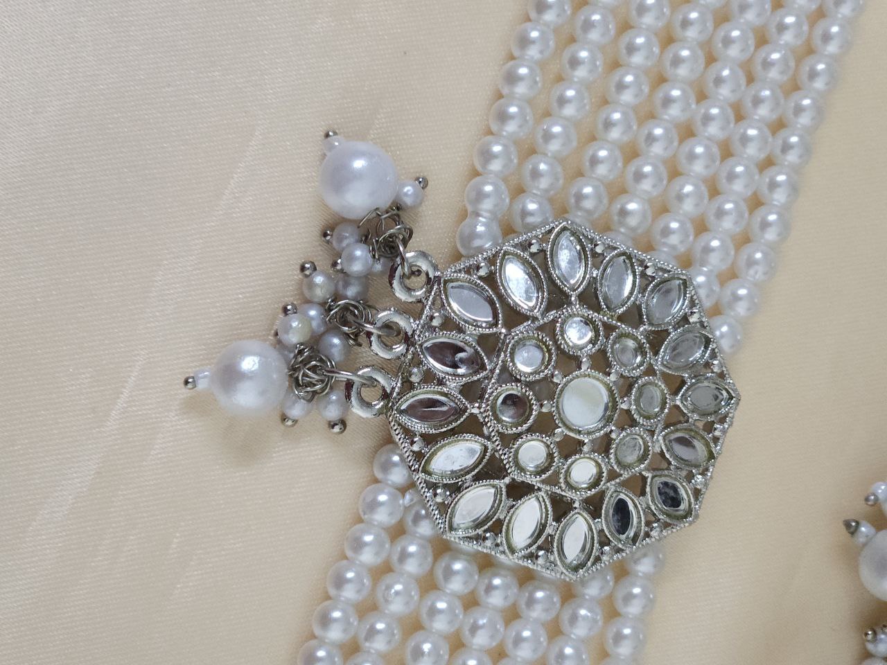 White Pearl Choker Necklace