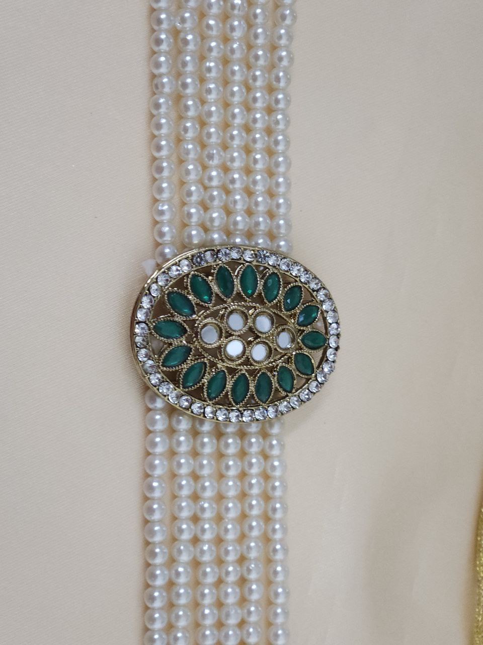 Green Mirror Pearl Choker