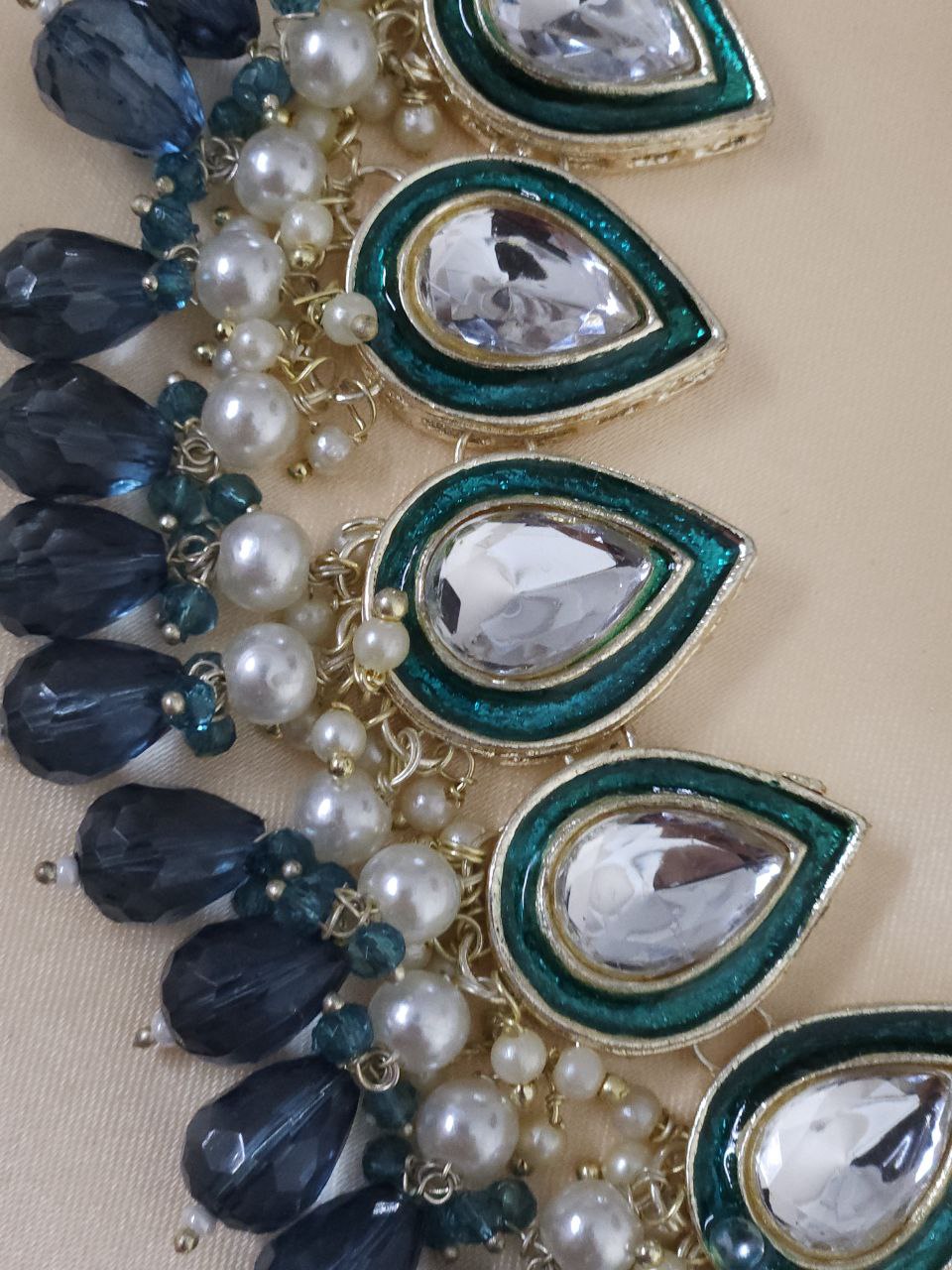 Turquoise Green Choker Necklace