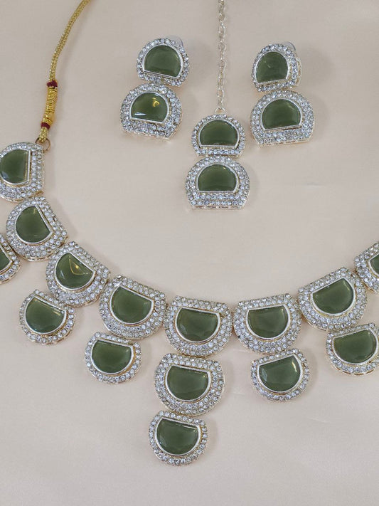 Mehendi Green Moon Big Necklace