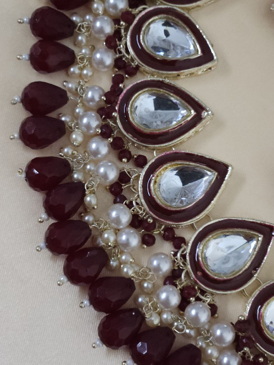 Maroon Drops Kundan Choker Necklace