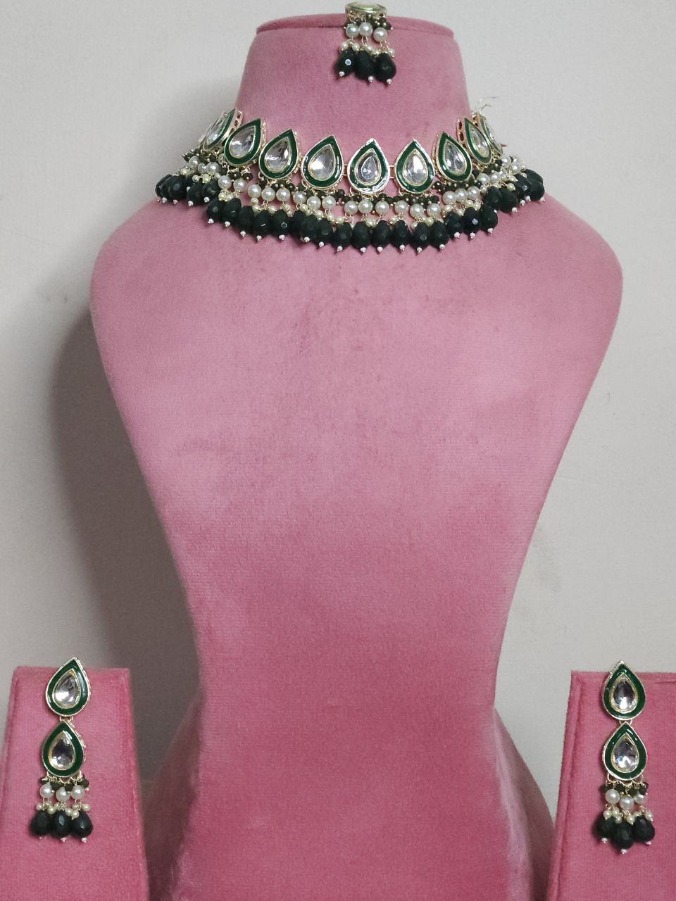 Green Drops Kundan Choker Necklace